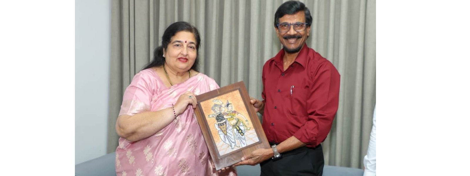 අනුරාධා පෞද්වාල් ටිල්වින් සිල්වා හමුවෙයි